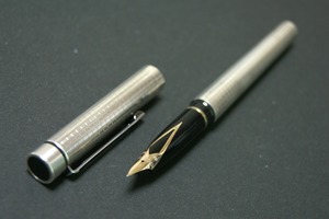 '80s　シェーファー タルガ １００６　SHEAFFER Targa 1006　（細字）　14K　　　　　00861