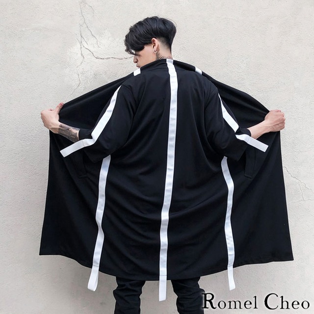 Romelcheo モノクロ ライン カーディガン コート コーディガン 5分袖 半袖 メンズ 黒 ストリート カジュアル モード系 V系 春 夏 秋 服 バイカラー スタンドカラー ロング アウター おしゃれ カッコいい モダン 和風 ロメルチェオ Romelcheo Romelcheo モノクロ ライン カーディガン コート コーディガン 5分袖 半袖 メンズ 黒 ストリート カジュアル モード系 V系 春 夏 秋 服 バイカラー スタンドカラー ロング アウター おしゃれ カッコいい モダン 和風 ロメルチェオ Romelcheo