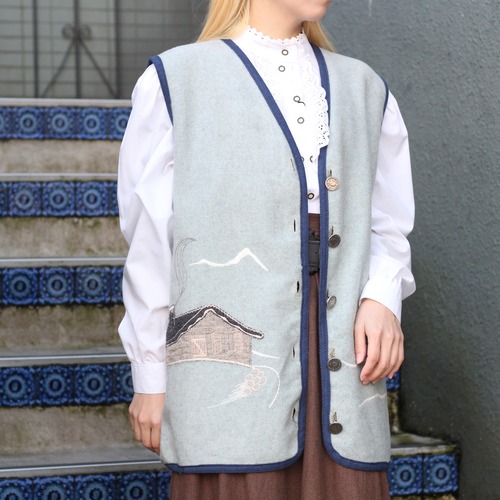 EU VINTAGE EMBRIDERY DESIGN WOOL VEST MADE IN ITALY/ヨーロッパ古着刺繍デザインウールベスト