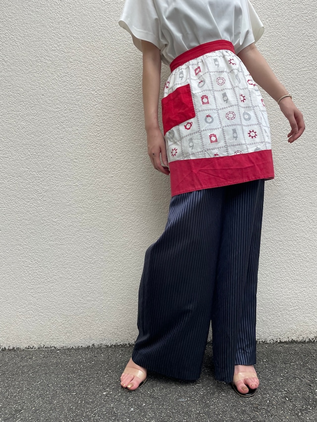 VINTAGE 50's clock print apron