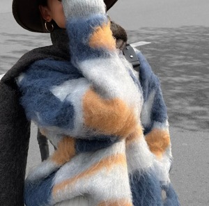 2color / ニュアンスデザインシャギーニット