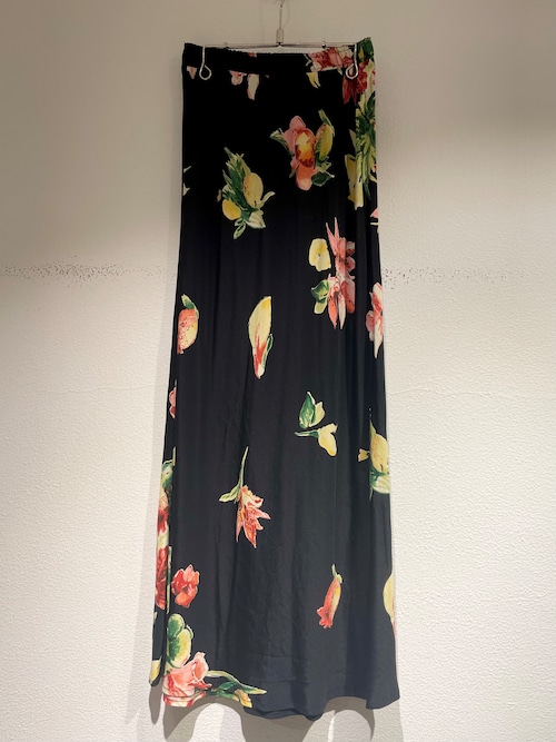used Flower pattern skirt