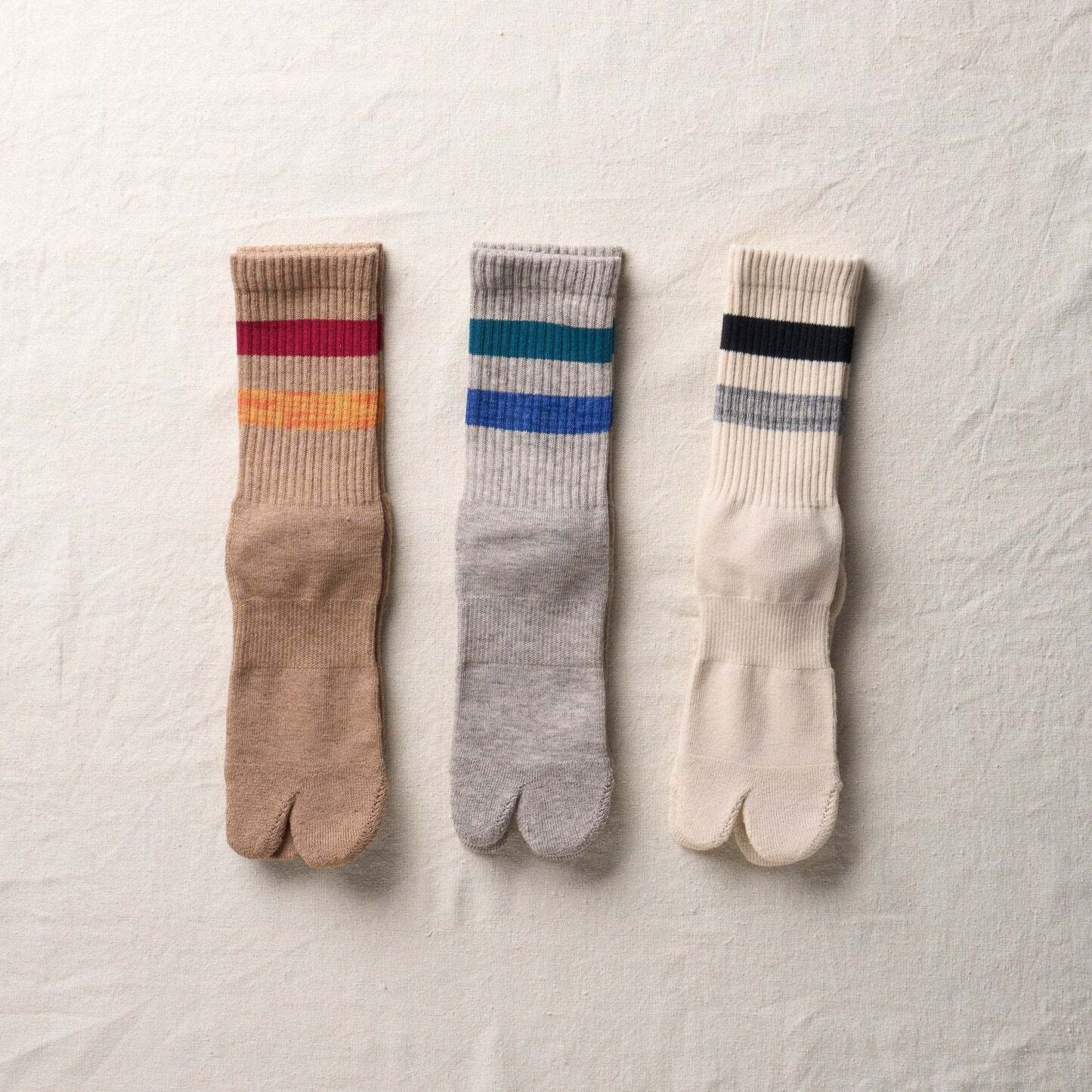 日本製 yahae (ヤハエ) Organic Cotton Yak Pile Soles Tabi Socks  (オーガニックコットンヤクパイルソールタビソックス) 奈良広陵町製 / 靴下