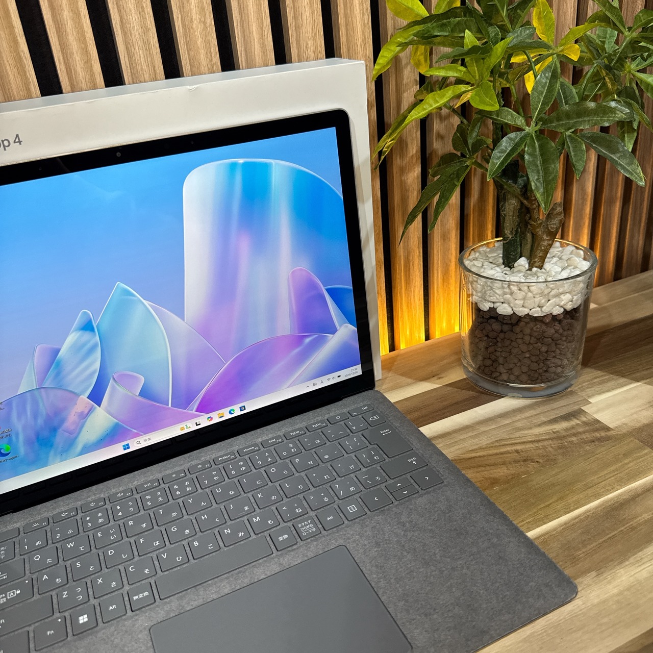 \ 公式ショップ限定価格❣️/ おすすめ《タッチパネル式》Surface Laptop 4 Ryzen5 メモリ8GB SSD256GB 人気ノートパソコン 安心サポート＆3ヶ月保証付き