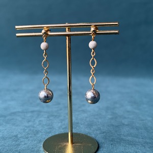 アイアンメテオライトピアス