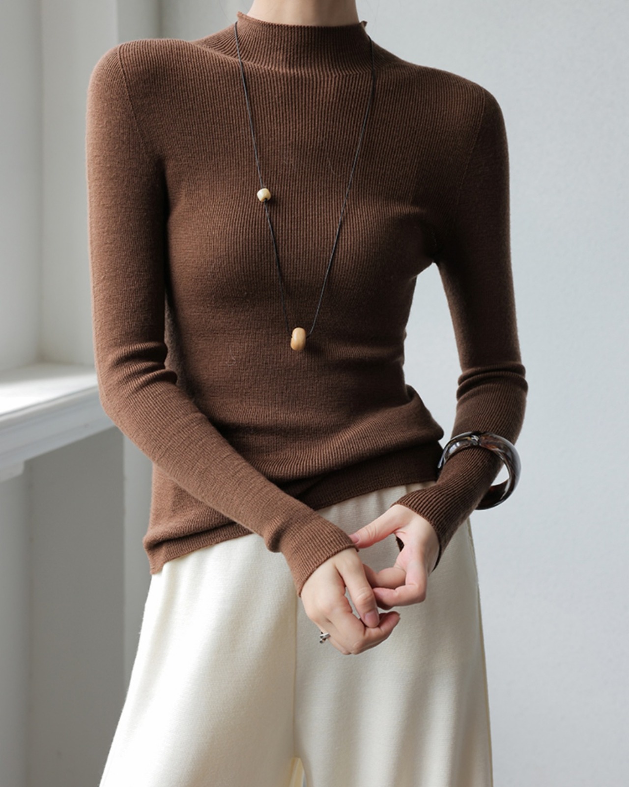 Half turtleneck slim knit Top　T20115