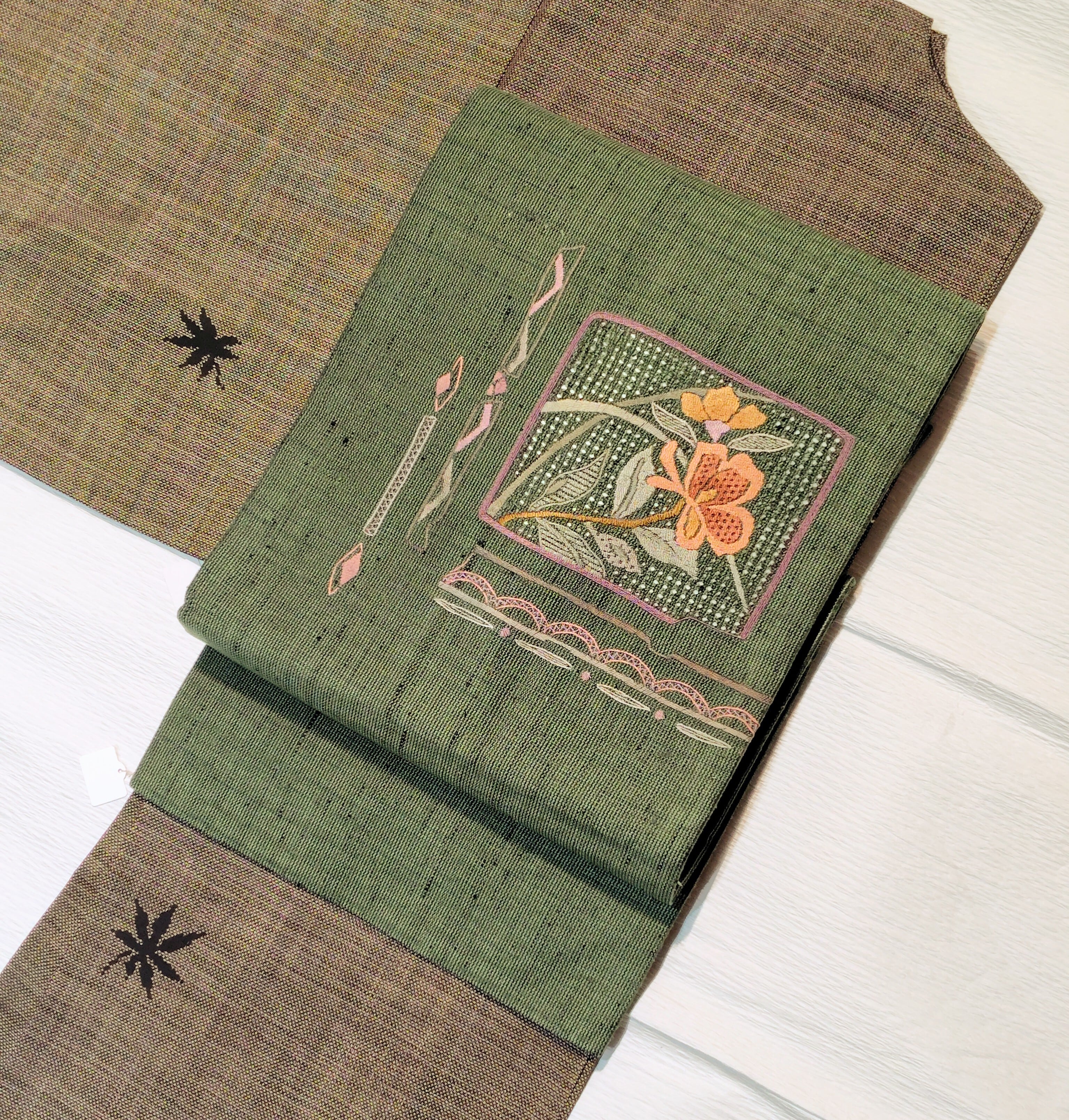 おすすめ! 大人に映えるしなやかなしゃれ味 紬地 八寸名古屋帯 正絹 1