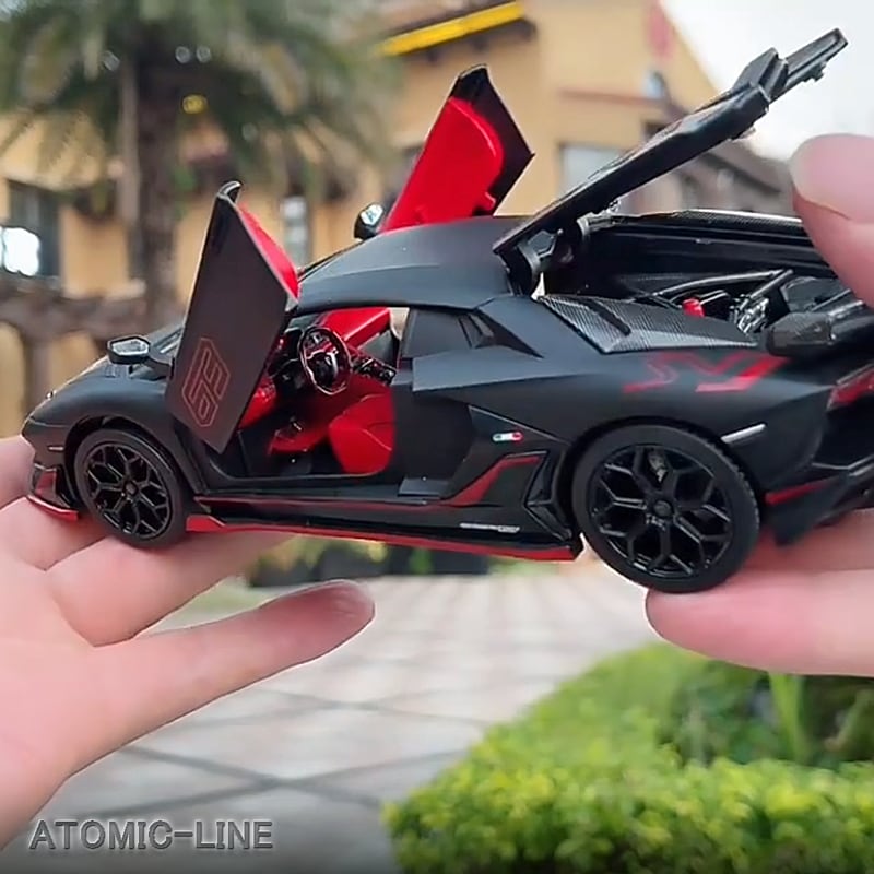 ランボルギーニ SVJ63 アヴェンタドール 1/24 ミニカー 全2色 ライト