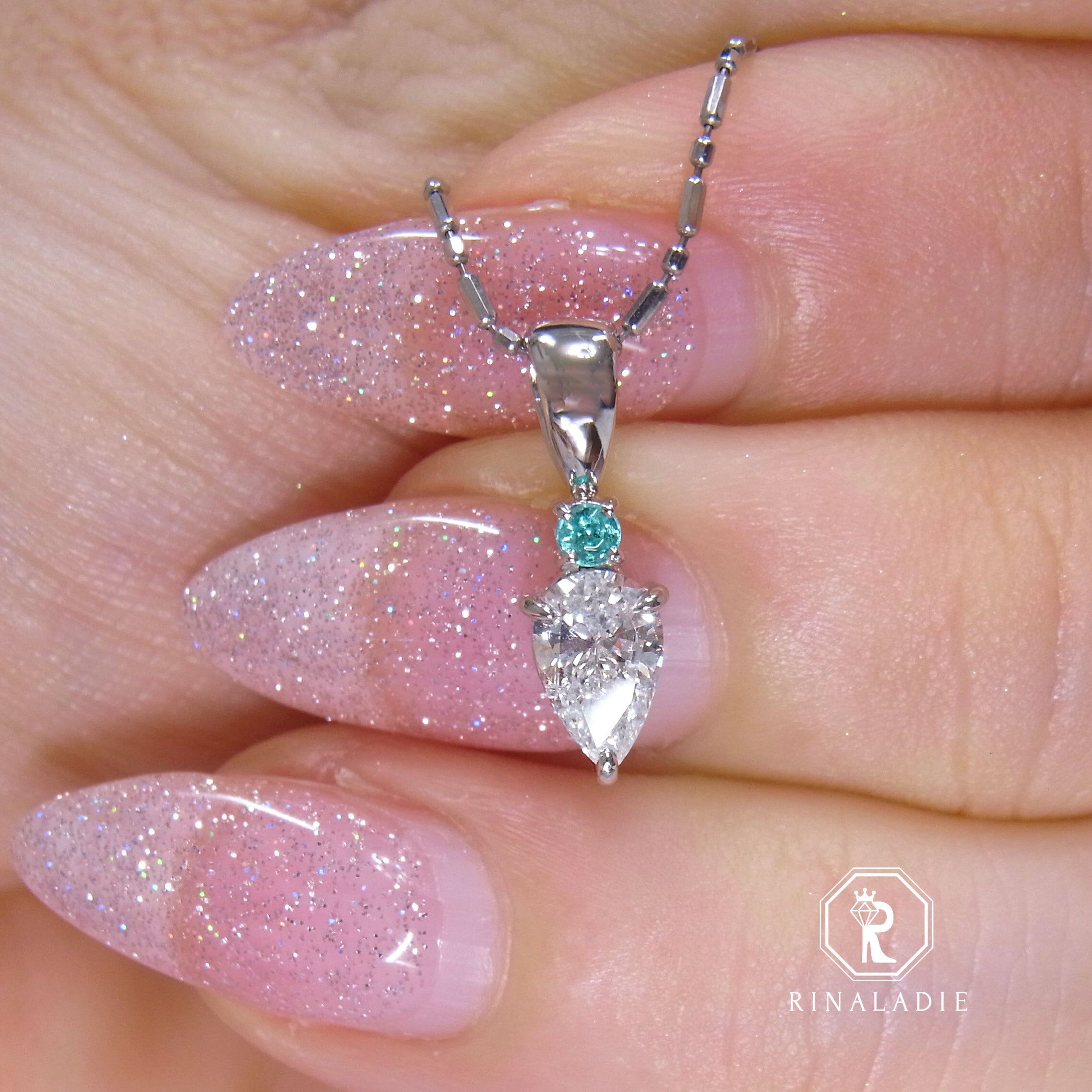 PT900天然ダイヤモンド ペアシェイプ パライバトルマリン添えトップ