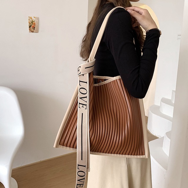 ショルダーバッグオータムウィンター 秋物 冬物 トートバッグ Tiancai_Wing_Bag4923690269