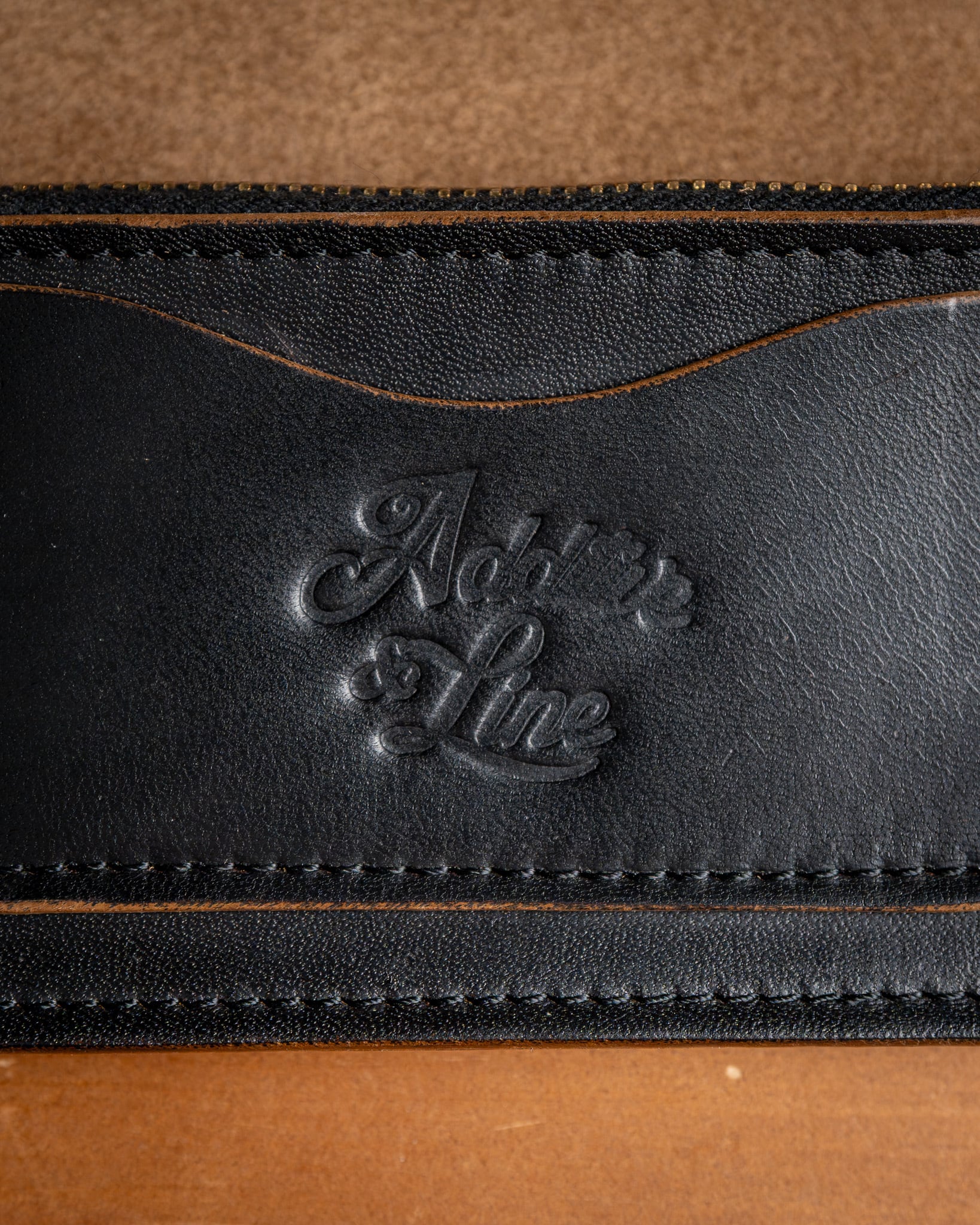 Additive and Line】Tracker Wallet TW-003 Maryam Horse Butt 2層