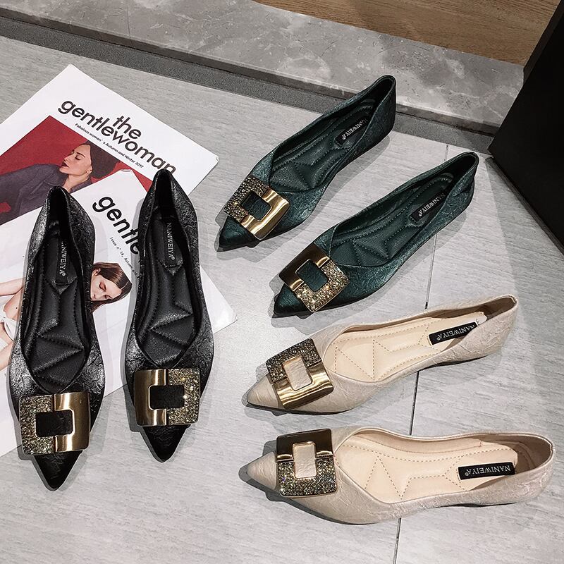 フラットシューズレディース2020春新バージョンのネットレッドファッションオールマッチメタルバックルラインストーンインタイドおばあちゃんシューズ フェイクシューズ59148401771