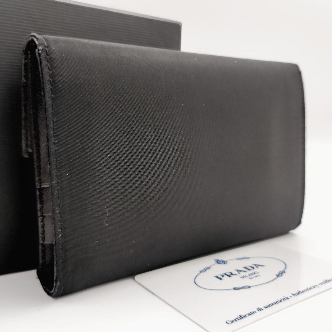 未使用保管品✨PRADA 長財布三角プレートサフィアーノナイロンブラック 