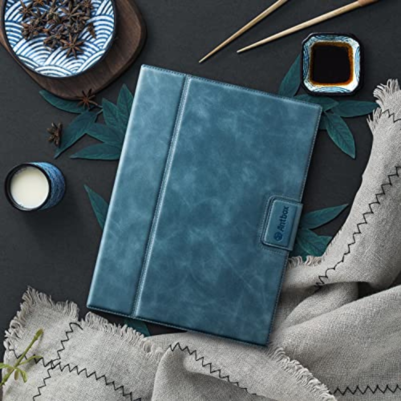 Antbox iPad Pro 12.9 ケース 2022 第6世代 iPad Pro 12.9 第5/4/3世代(2021/2020/2018) 兼用 Upgraded ソフトPUレザー製 全面保護 Pencil 2 収納/ペアリングとワイヤレス充電対応 ひび割れ防止 iPad Pro 12.9インチ カバー オートスリープ＆スタンド機能付き (ダークブルー)