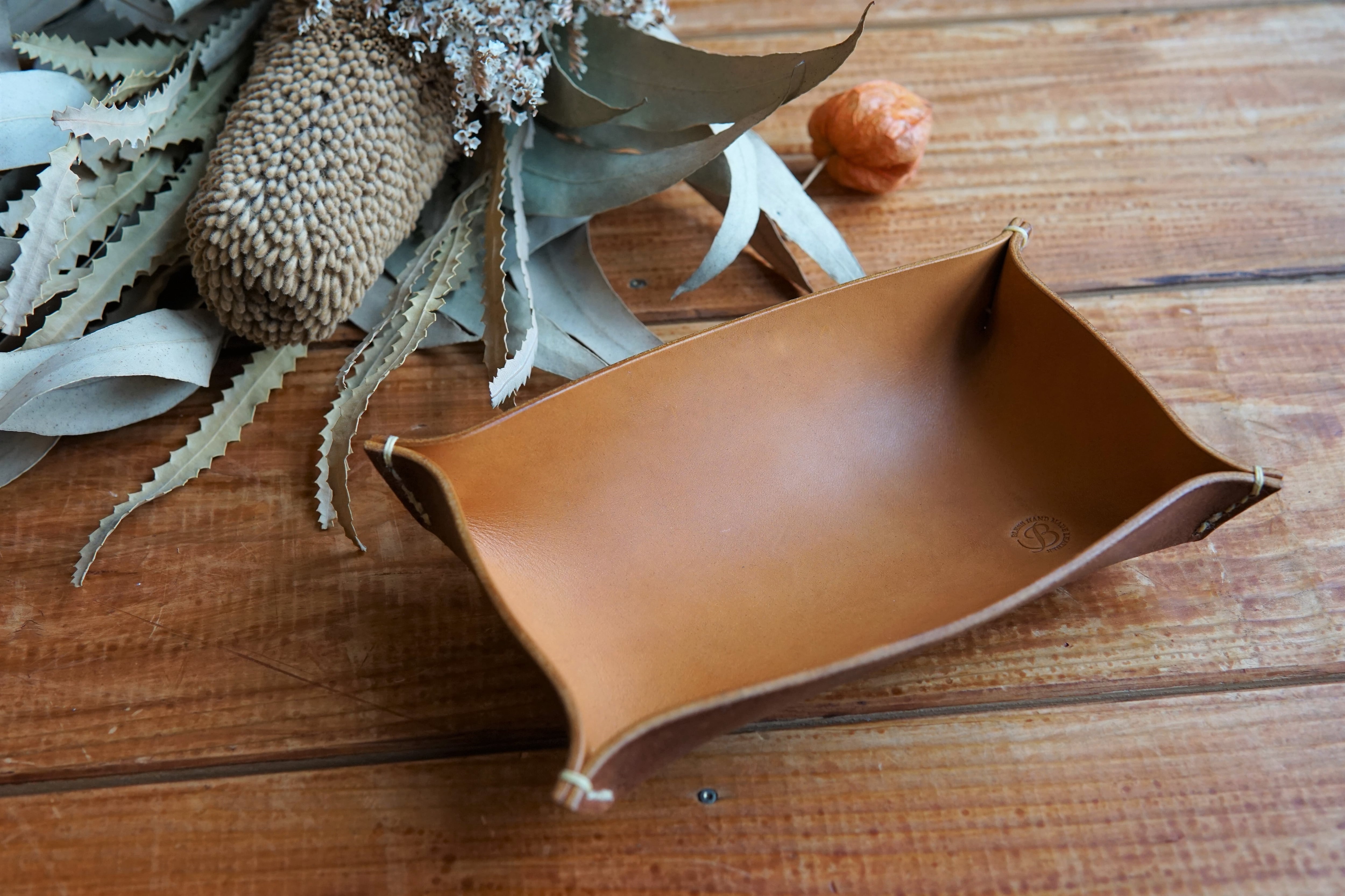 トレイ/長方形（キャメル×ベージュ） | 革細工とニュージーランド雑貨