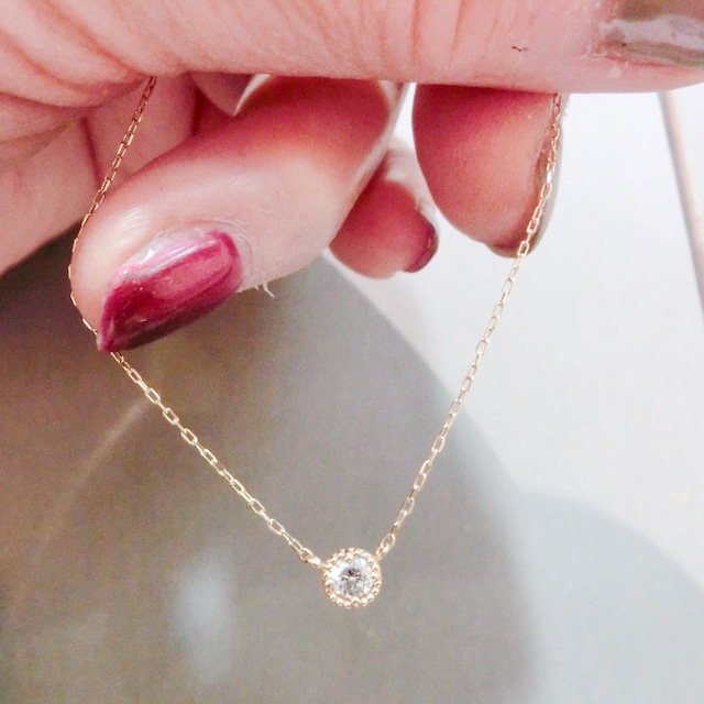 デザイン ダイヤモンドペンダント　K18　0．15CT　40cm