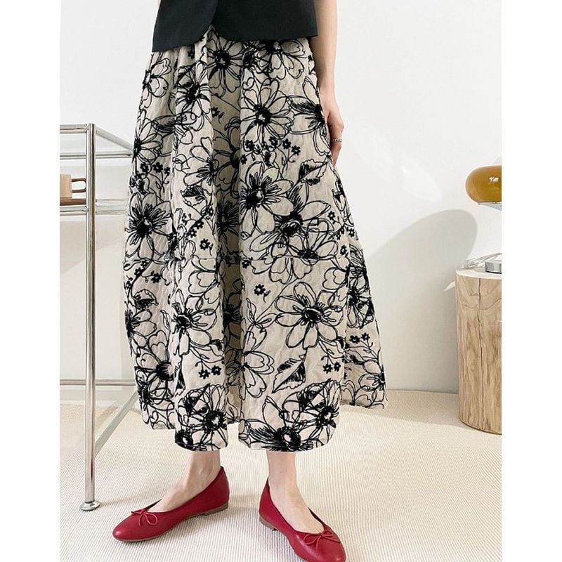 Ｍ&KYOKO　新品　刺繍ポケット リバーシブル コットンスカート 日本製 ハート刺繍コットンスカート | BOTTOMS | OBLI