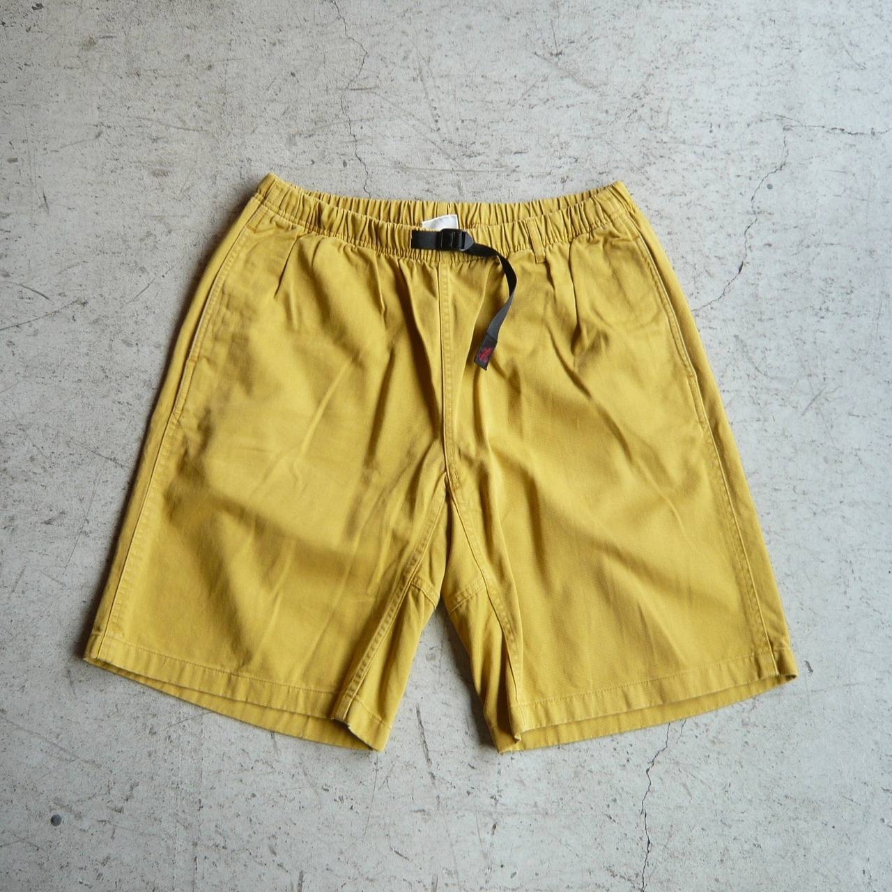 GRAMICCI ショートパンツ yellow