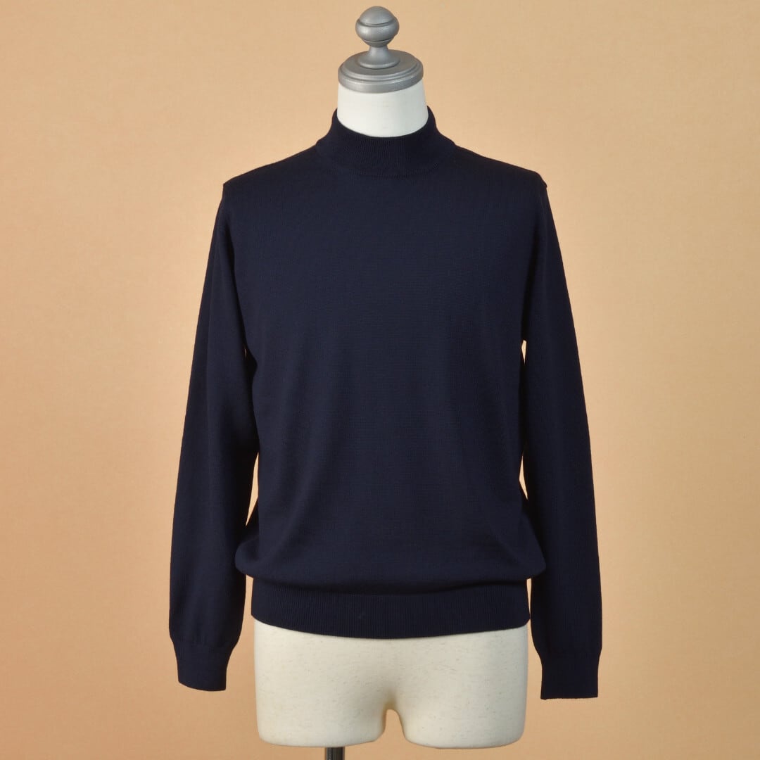 mooncastle ムーンキャッスル ウールモックネックセーター・ネイビー 色違いやリピートでご購入いただいています!