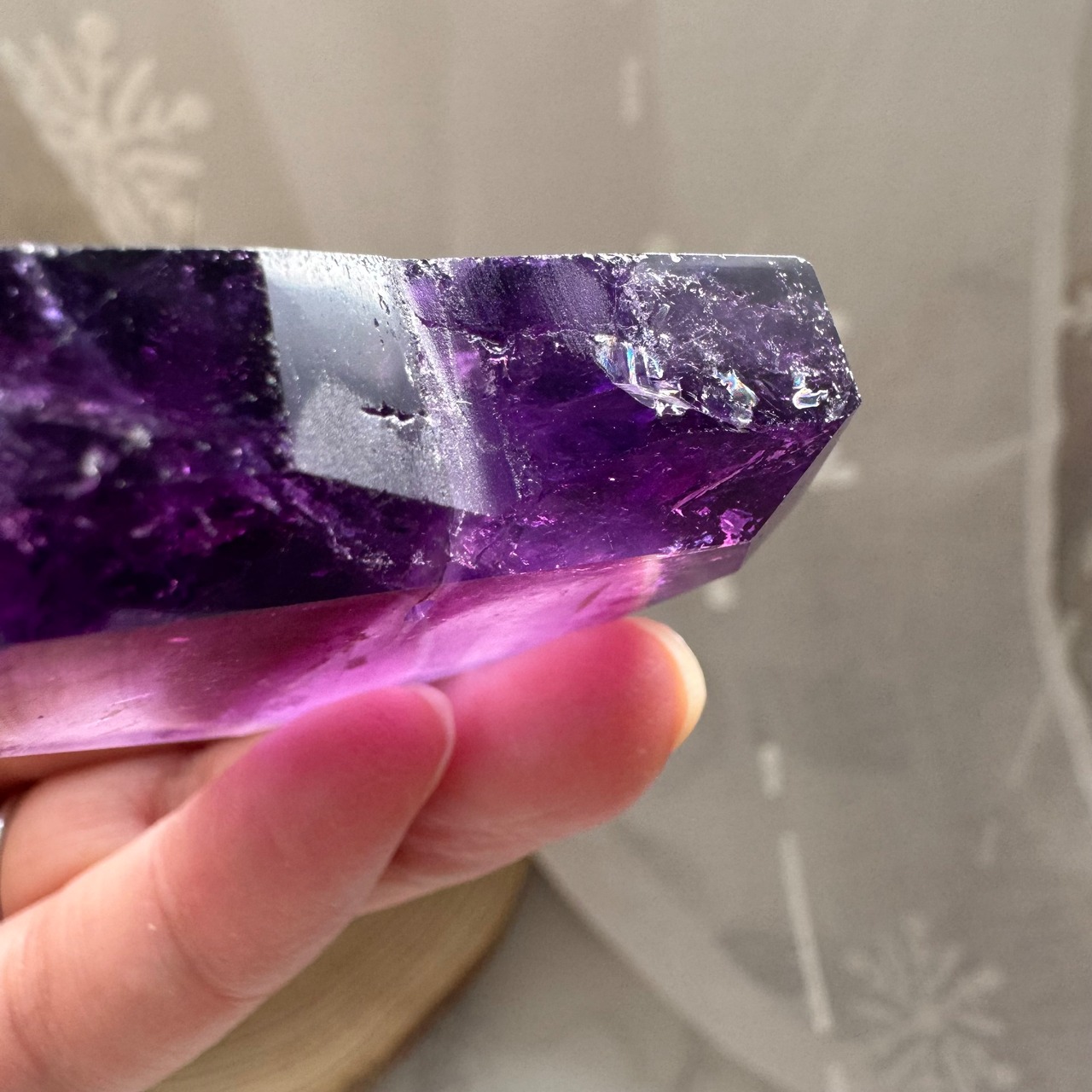 アメジスト＊ハートファセットカット＊231206＊天然石カービング＊天然石インテリア＊置き物＊インテリアストーン