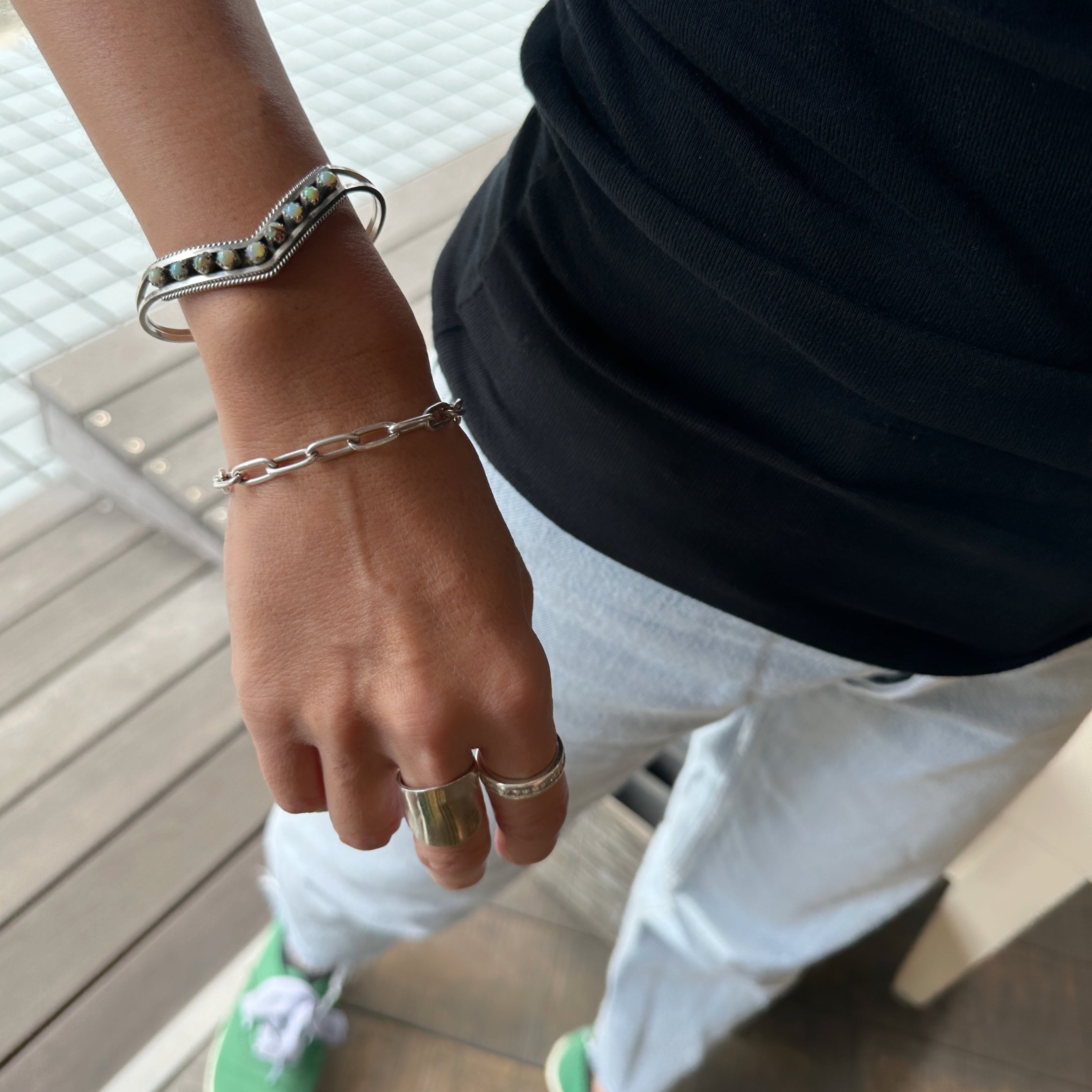 Indian Jewelry 》 オパール V型 バングル | 【公式通販】鎌倉の