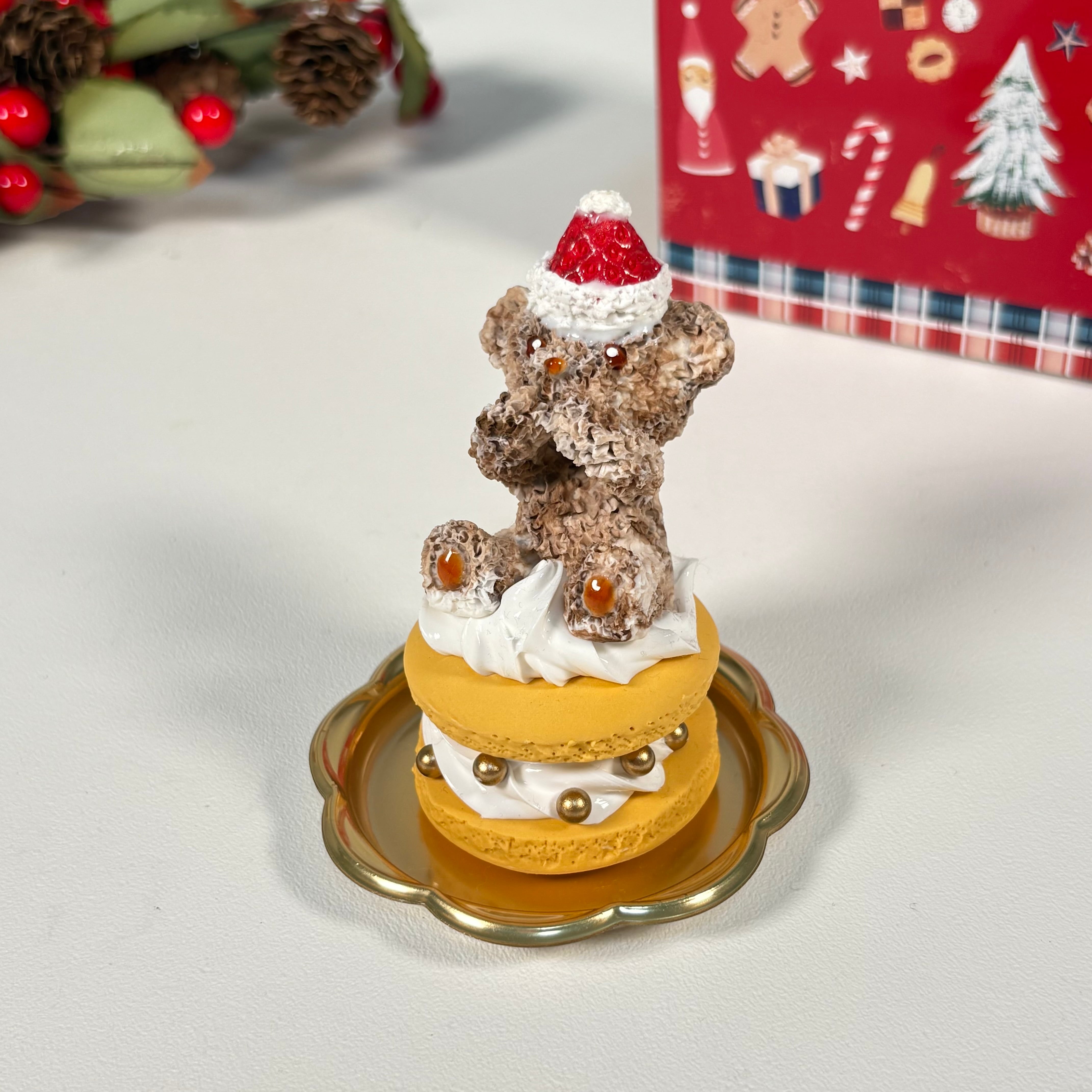 レアくまサンタクマカロンのオブジェ