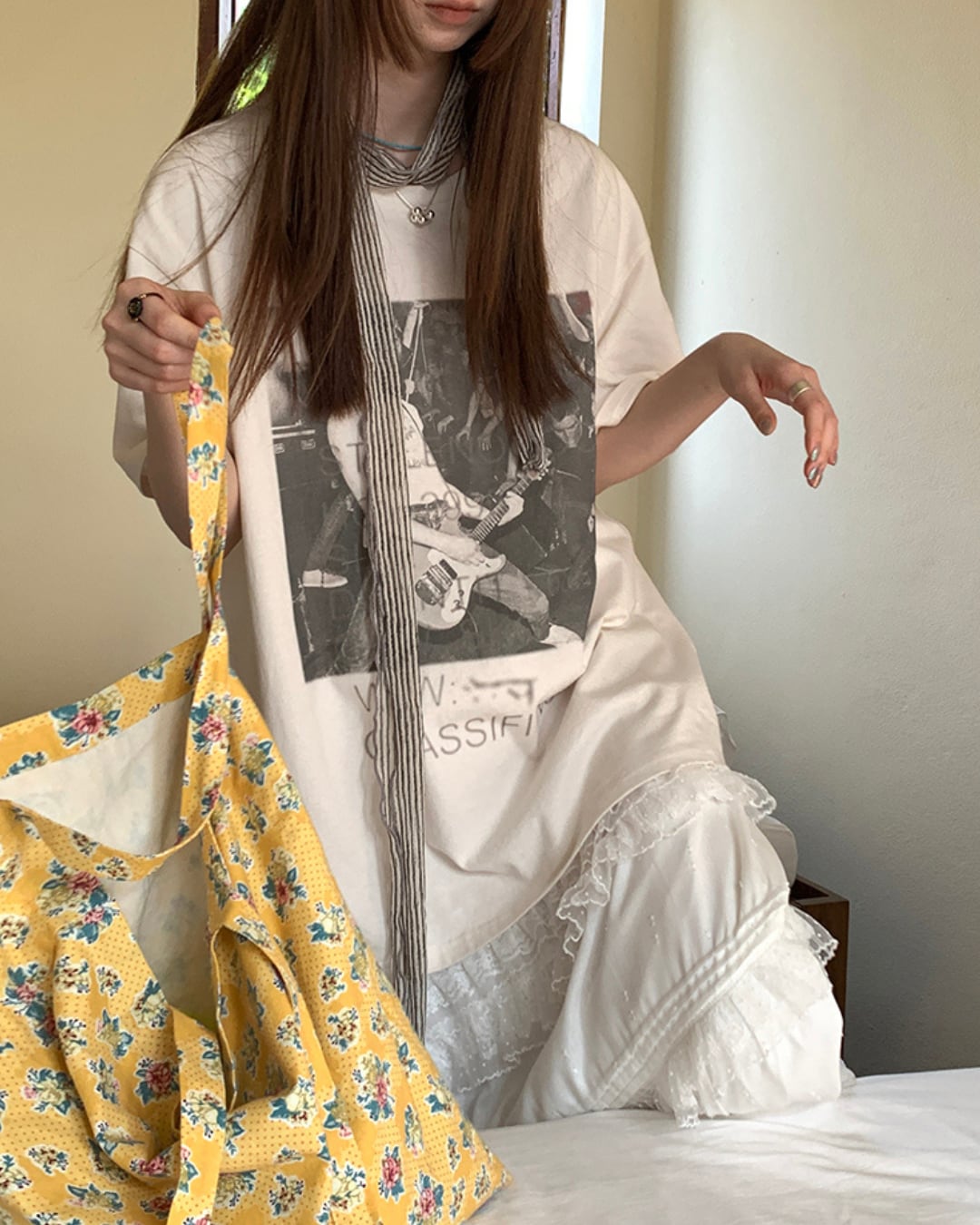 Band Big Silhouette T-Shirt P0054