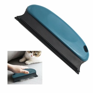 【努力特価】抜け毛取りブラシ 猫 犬 ペット毛 掃除ブラシ ペットコーム 布団 カーペットなどを掃除 ブルー ソファー ベッド Ocean blue