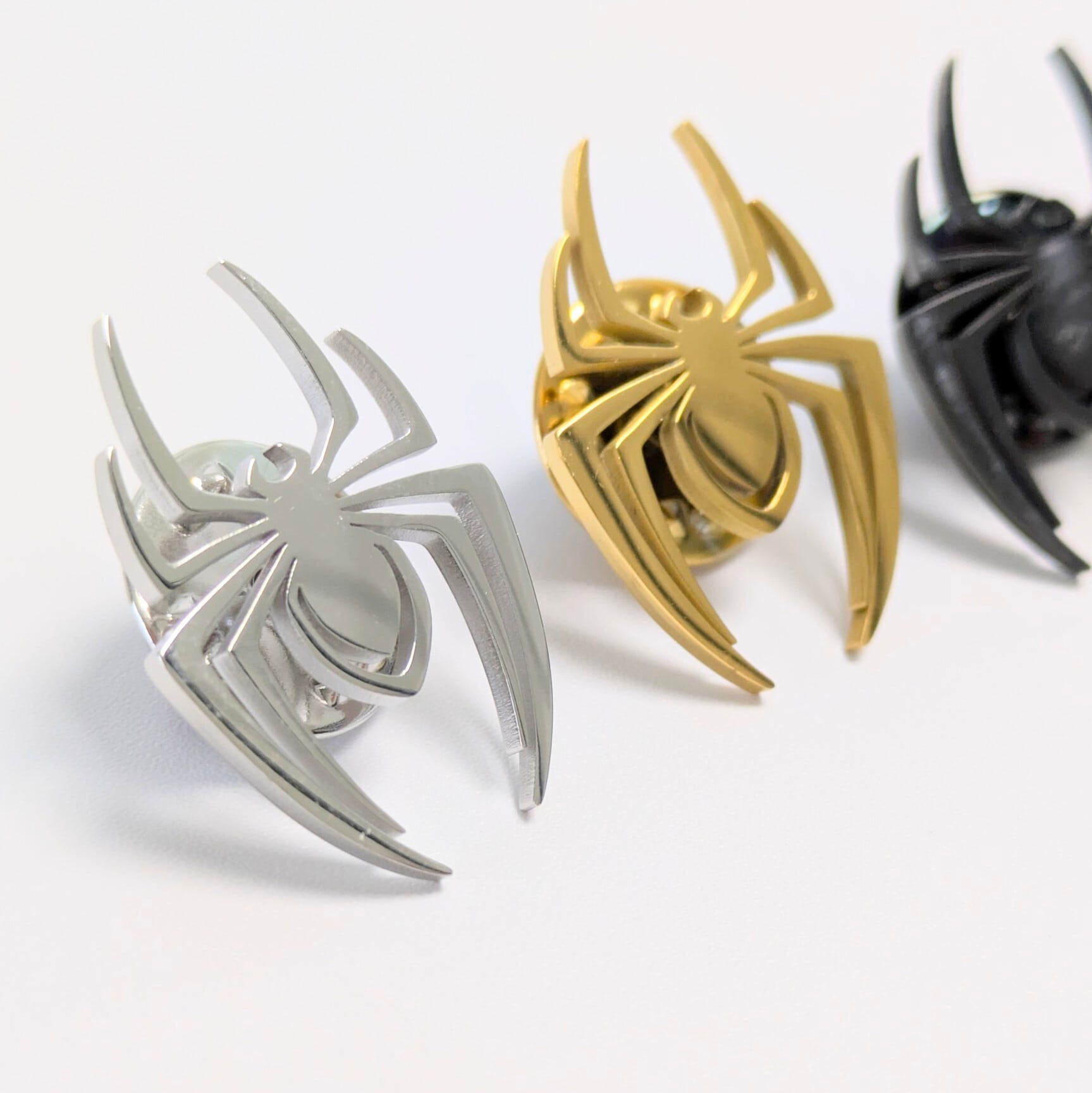 送料無料！【 Spider-Man ( スパイダーマン ) 】『 スパイダーエンブレム 』 PINS 3P SET / ピンズ / ピンバッジ 〚アメリカン雑貨 アメトイ〛