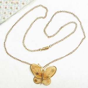 蝶々のペンダントネックレス　butterfly pendant for sale　10875N