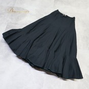 フラメンコ 衣装 ファルダ スカート ブラック系 無地 シンプル ボランテ フリル 黒 赤 ボリューム 華やか ダンス衣装 イベント ステージ 練習 レッスン おしゃれ レディース かわいい 広がる レッド系