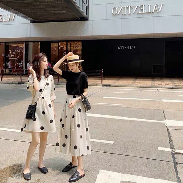 大き目ドットワンピース ドットスカート シミラールック 双子コーデ China Beauty