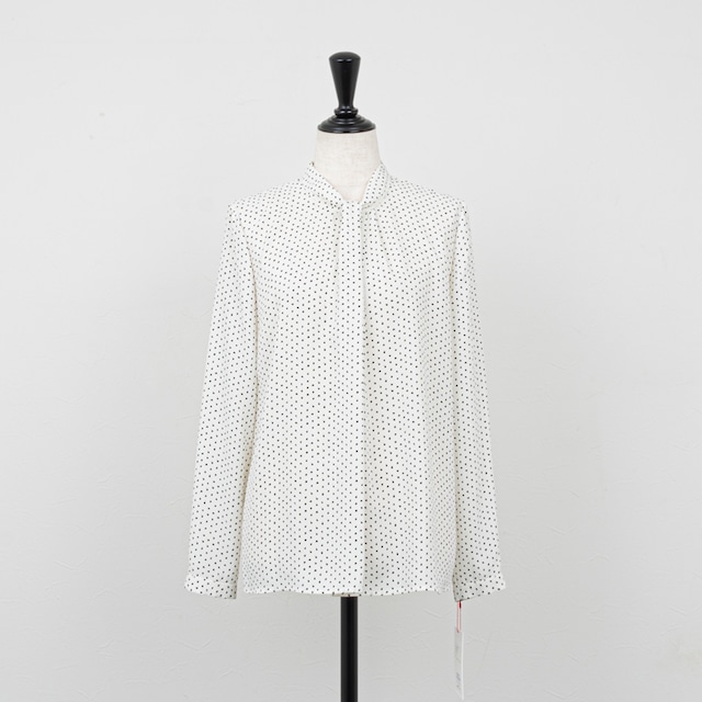【PASSIONE／パシオーネ】変形ドットボウタイ風ブラウス（ホワイト系）