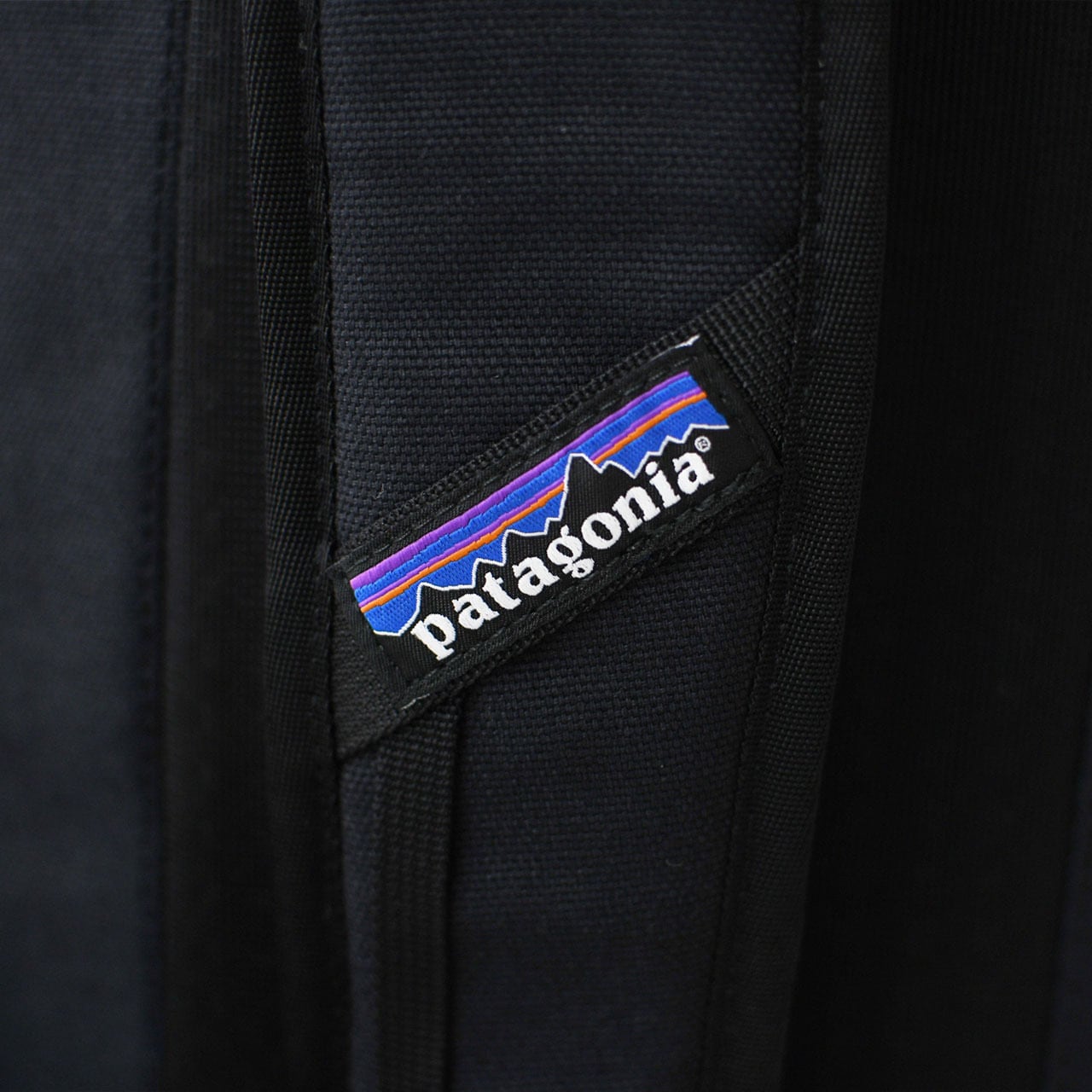 フル－ツアイスメ－カ－ Patagonia [パタゴニア正規代理店] Fieldsmith Roll Top Pack 32L -BLK