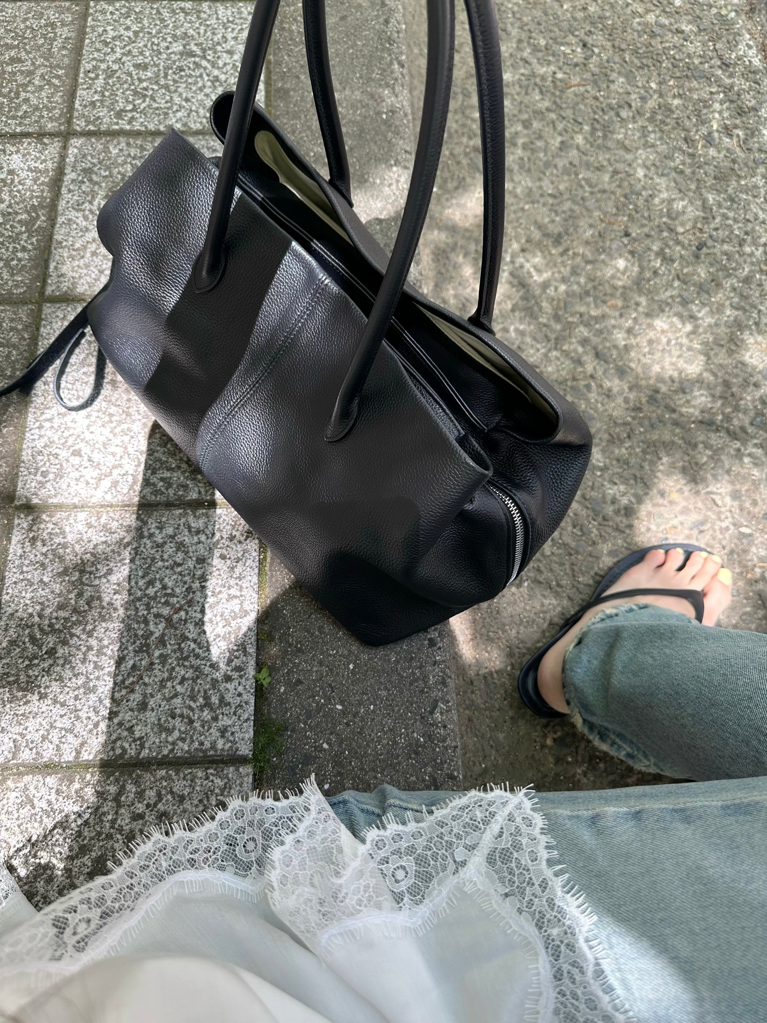 ・mugure bag(cow suède/cow leather)