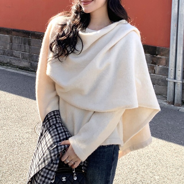 Draped cape-style knit　B3886