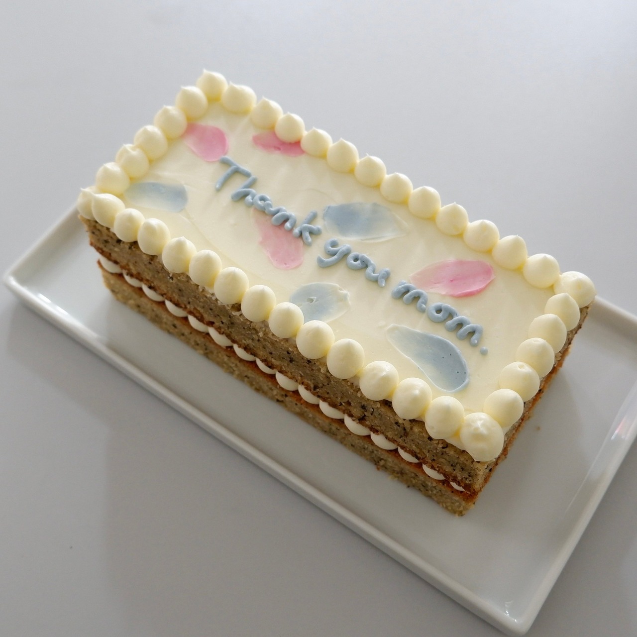 アールグレイのバターケーキ（母の日ケーキ）約17㎝×８㎝×6.5㎝　