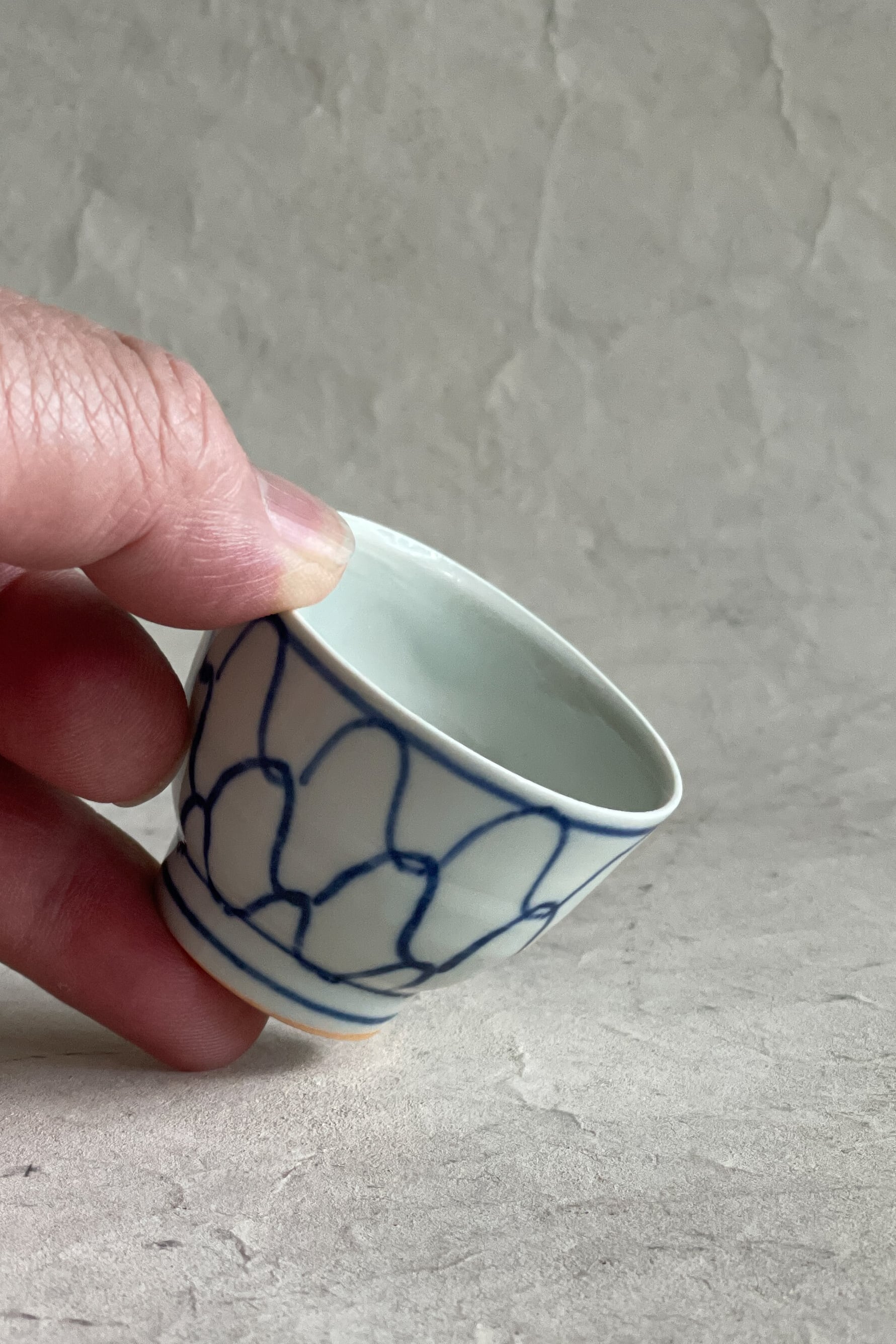 茶杯 染付網紋 大江憲一 作 ON2509_23a | web-shop MITATE