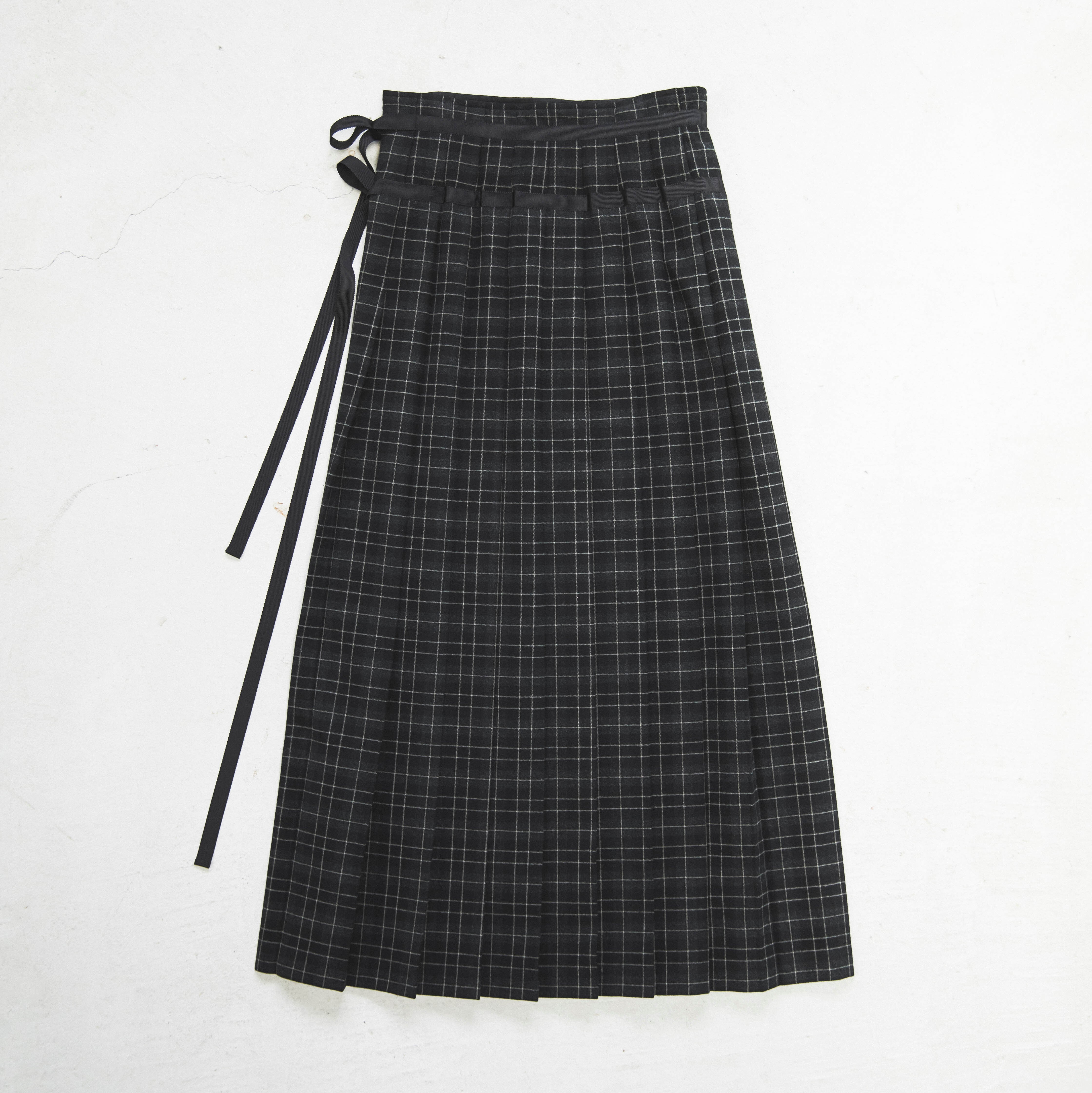 Ribbon Pleated Skirt リボンプリーツスカート | FOLK