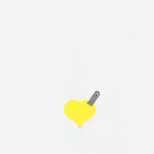LEATHER HEART REFLECTOR - Yellow（レザーハートリフレクター・皮革反射チャーム・黄色）