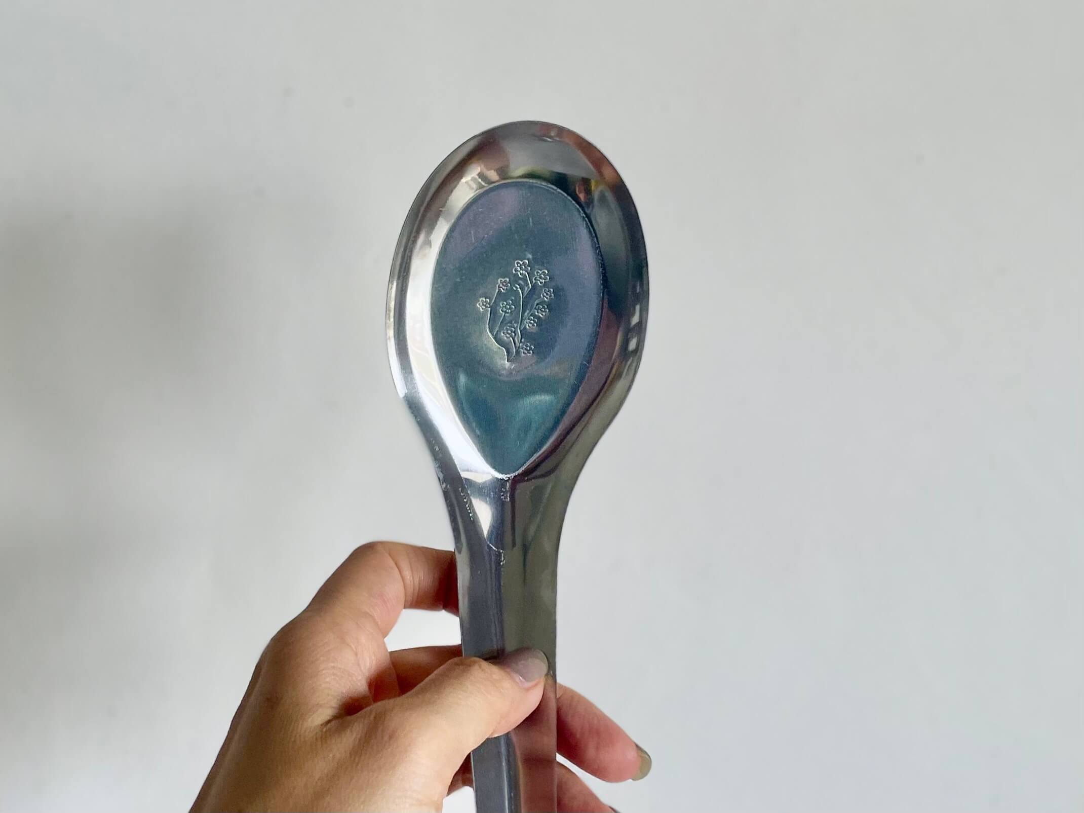 大きなアルミのレンゲ