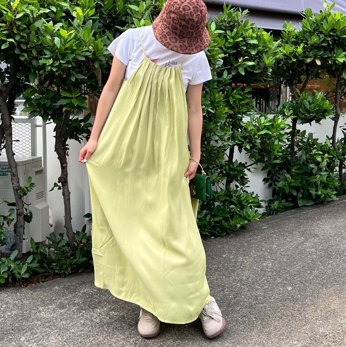 バックオープンギャザーフレアワンピース_LN01743