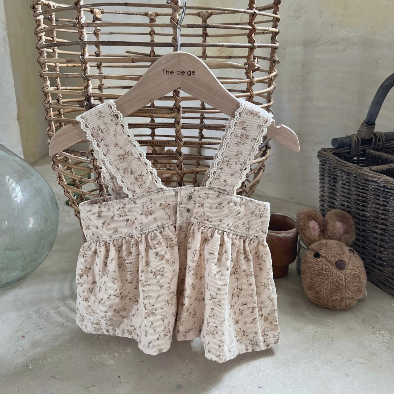 ( 即納 ) bebe apron / the beige