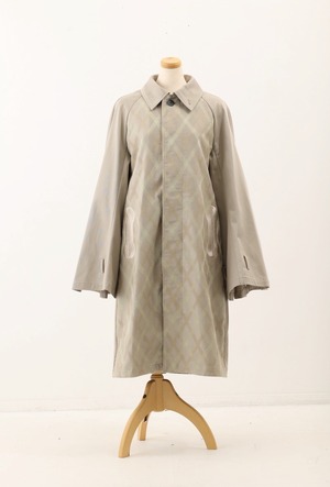 MEGMIURA Flared sleeve coat Beige