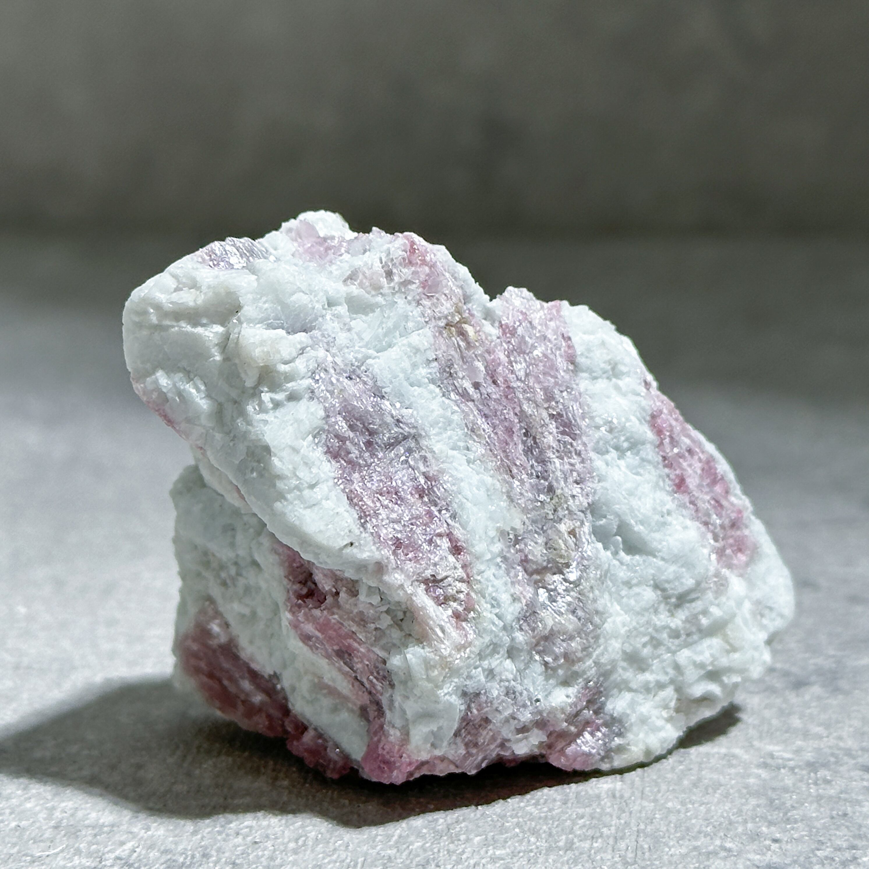 ピンクトルマリン 原石02◇Pink Tourmaline◇天然石・鉱石