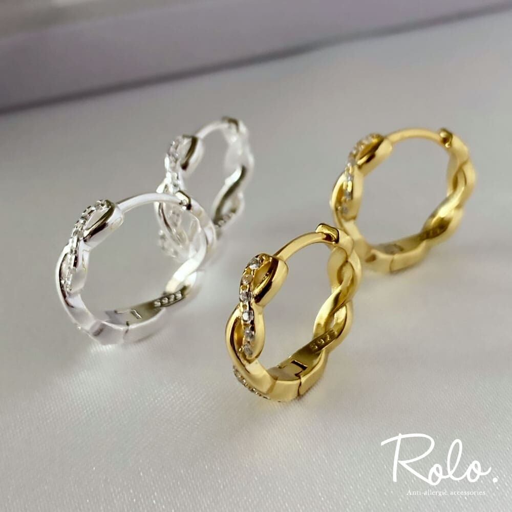 CZツイストフープピアス SV925 | Roloshop BASE店