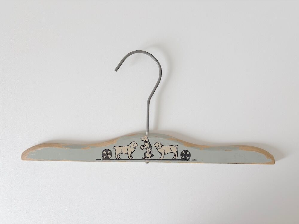 【FRANCE】子供服用のハンガー「3匹の犬」 / "Three Dogs" Children's Clothing Hanger