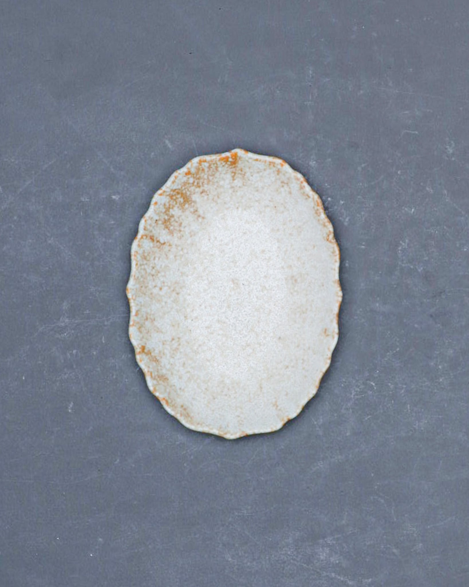 G-E-N lotus oval plate S -sira-