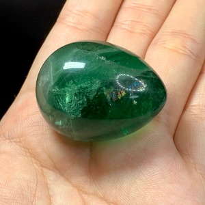 T19虹たまご☆透明度有り♪グリーンフローライトたまご