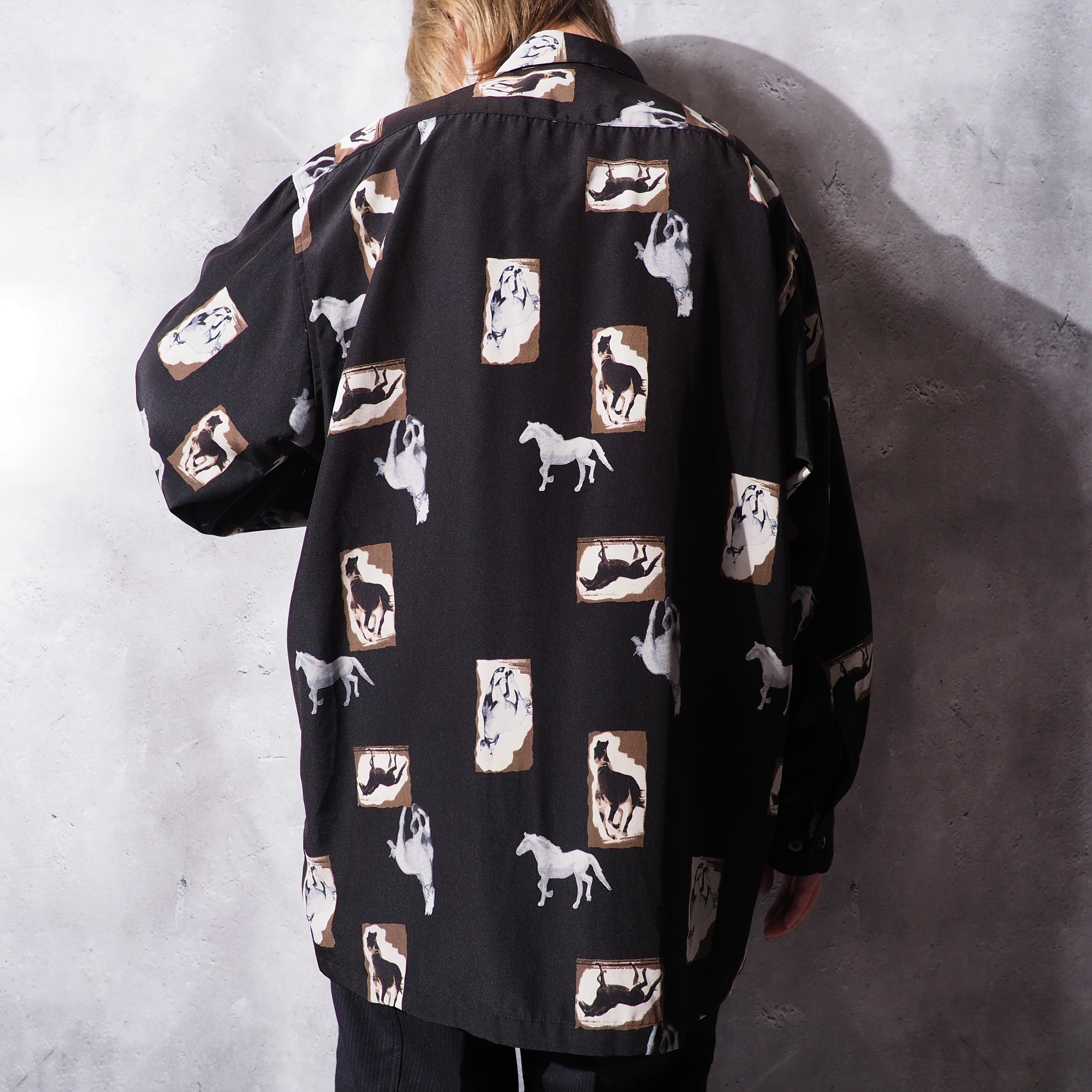 Horse animal printed black box silhouette drape shirt
